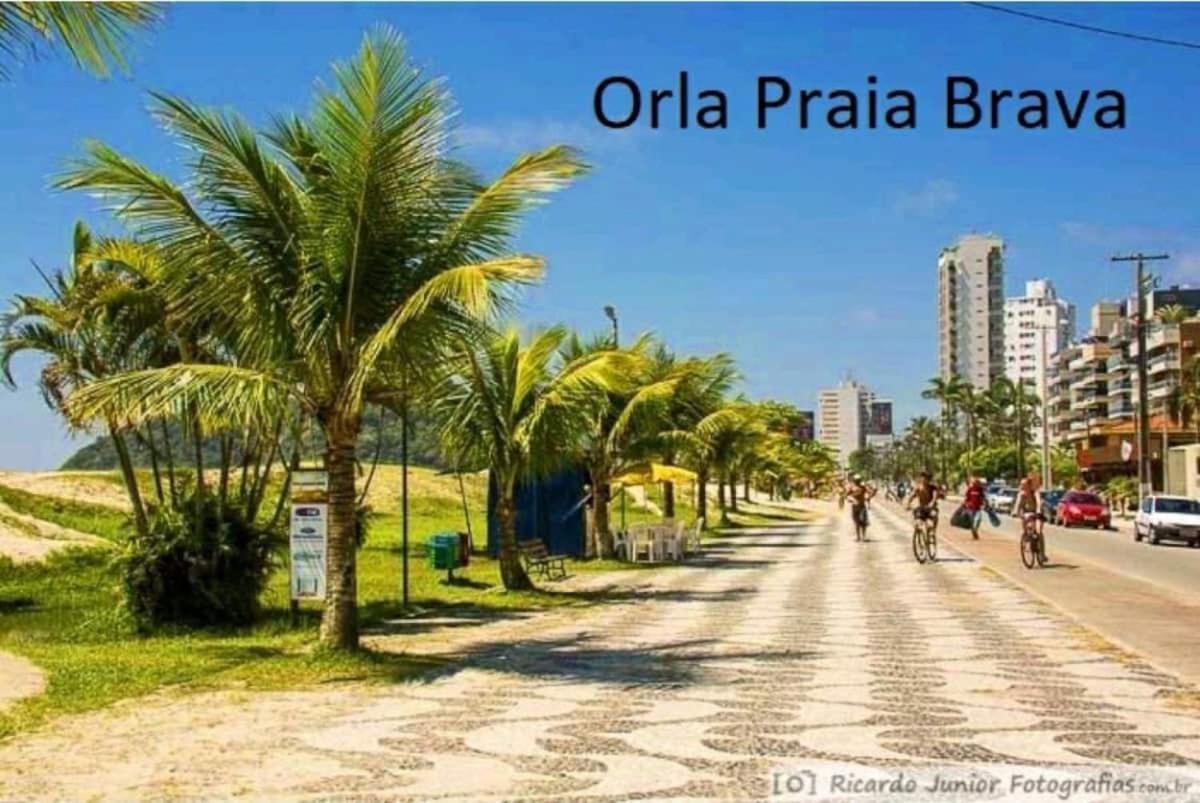 Praia De Caioba De Frente Para O Mar Matinhos Pr Apartment Luaran gambar